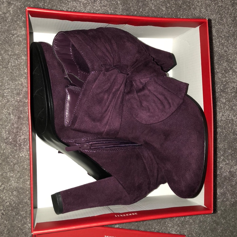 IMPO purple boots